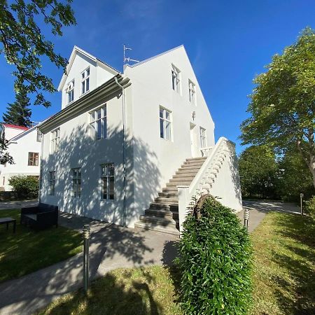 Akureyri Central House מראה חיצוני תמונה